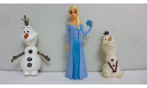 3x Bonecos Frozen